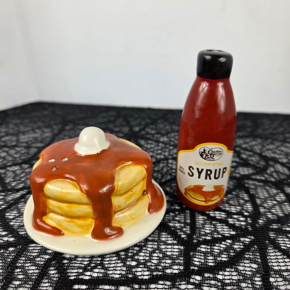 Cracker Barrel Pancakes and Syrup Bottle Ceramic Salt and Pepper Shaker Set